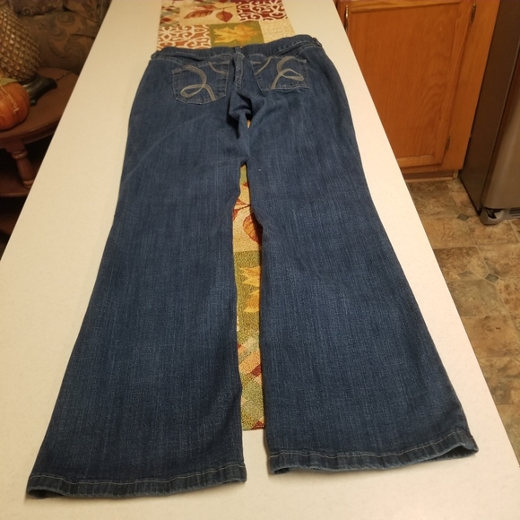 Riders By Lee - Bootcut - 8 P - Picture 6 of 10